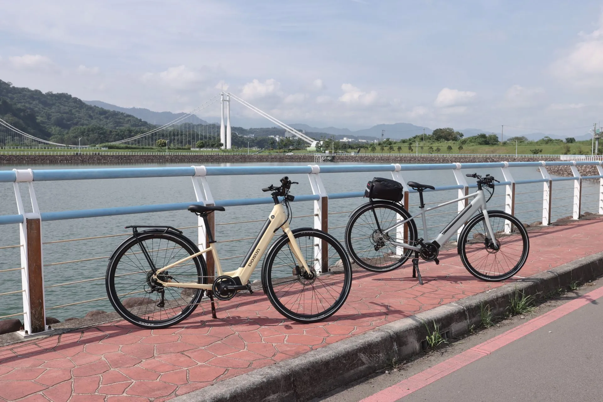 最適合長輩騎乘的腳踏車推薦：CTPro電輔旅行自行車